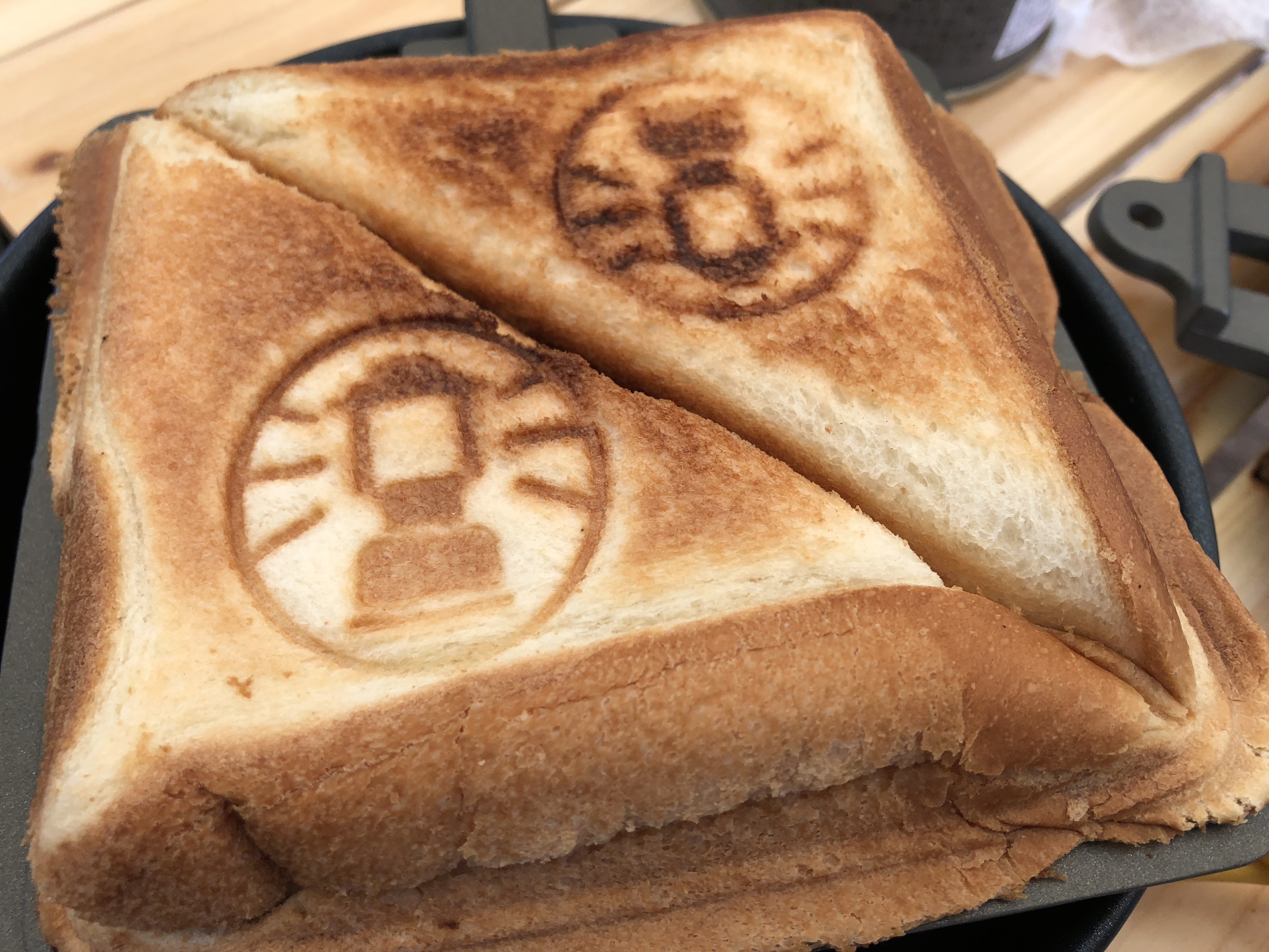 ノウハウ 初めてのキャンプでのポイントは衣食住の確保 まるレジャ レジャーライフをサポートする耳より情報